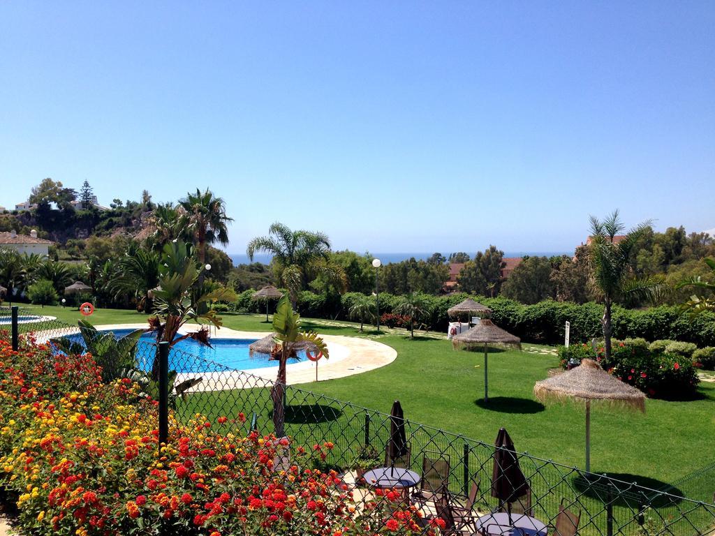 Apartamento Bahia De Casares Estepona Exterior foto