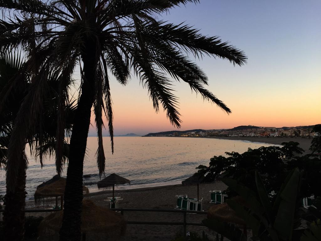Apartamento Bahia De Casares Estepona Habitación foto