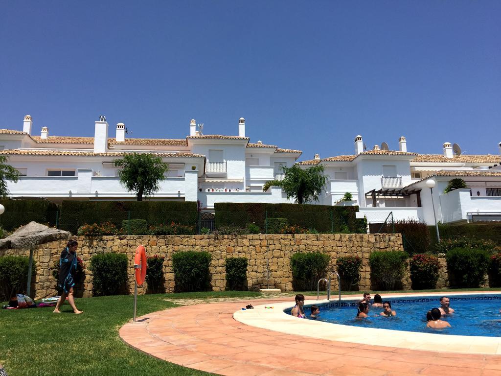Apartamento Bahia De Casares Estepona Exterior foto